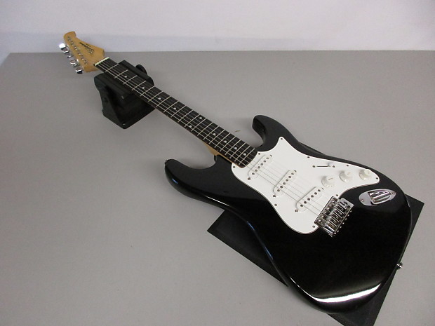Silvertone SS 11 BK Electric Guitar Black