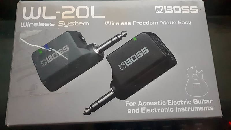 Boss WL-20L Wireless System Like New With Box, Manual, and