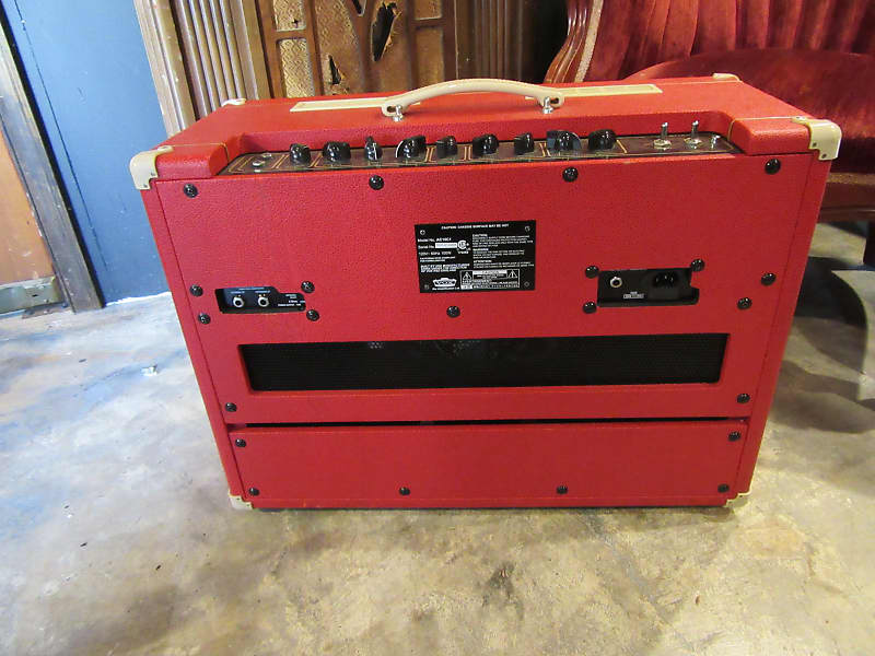 Vox AC15C1 V-RD Limited Edition Red