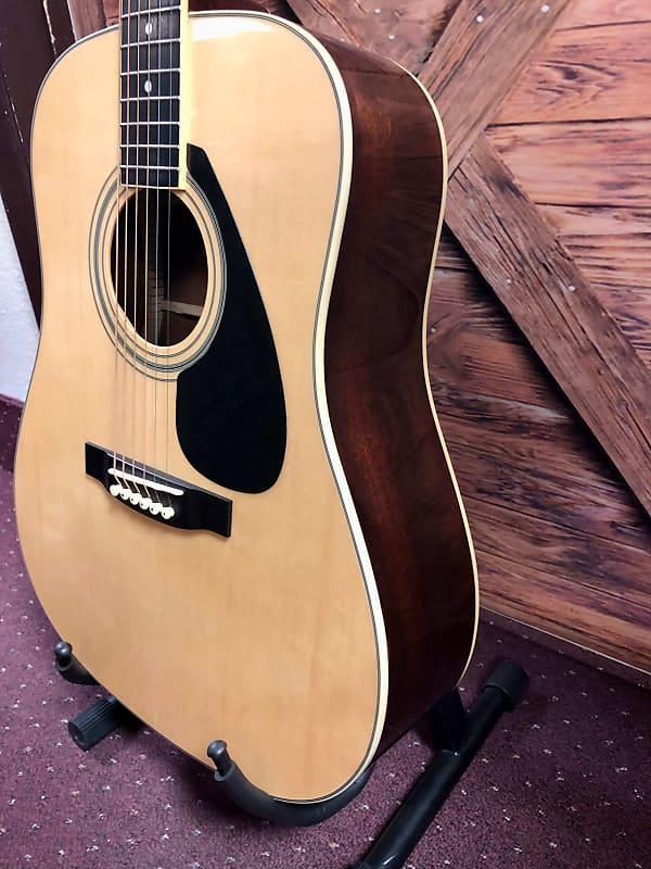 Yamaha fd02 acoustic deals guitar