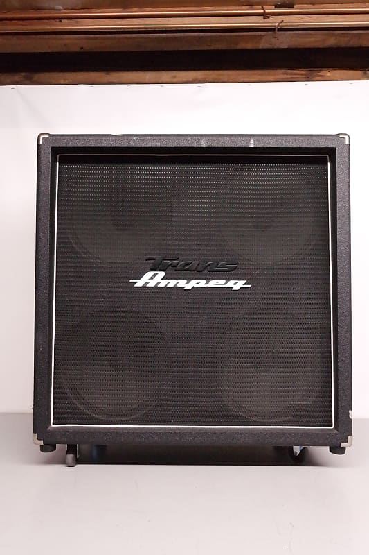 Ampeg V412BA 4x12" Guitar Reverb