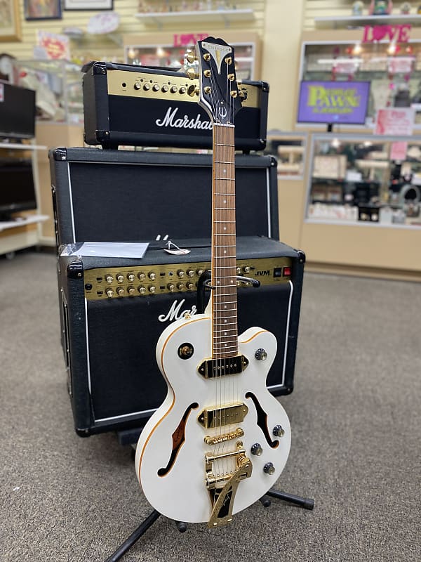 いっちゃん Epiphone WILDKAT クリームホワイト Wildkat (Bigsby), Pearl White | Epiphone