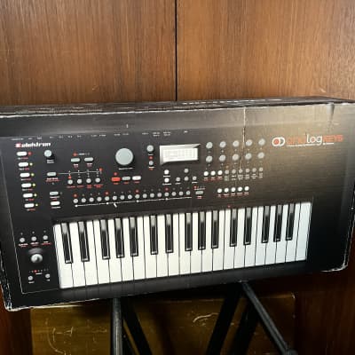 Elektron Analog Keys 37-Key 4-Voice Analog Synthesizer w