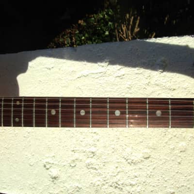 Cameo Guitar, 1960's, Japan, 2 Pickup, Sunburst Finish, Vibrato, Case image 15