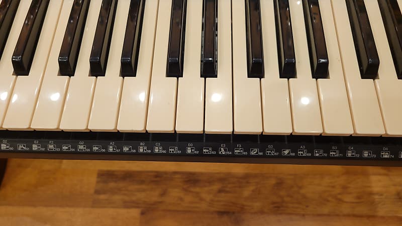 Yamaha PSR-330 Workstation Keyboard Synth MIDI Cartridge