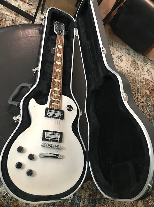 Gibson Lpj レフティ