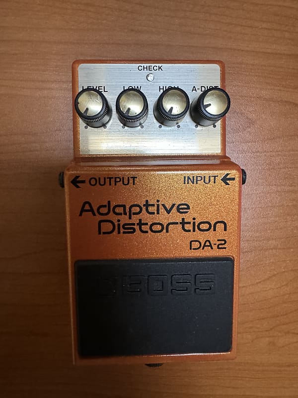 Boss DA-2 Adaptive Distortion