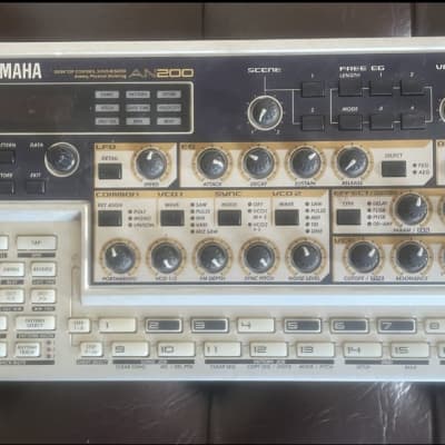 Yamaha AN200 Desktop Synthesizer 2001 - Silver