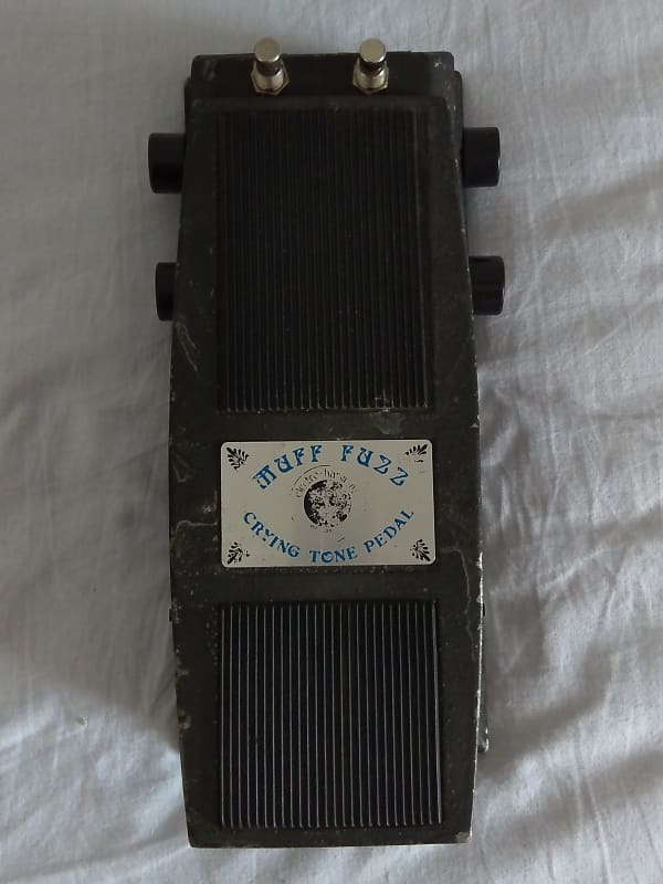 Electro-Harmonix Muff Fuzz Crying Tone vintage fuzz wah Pedal