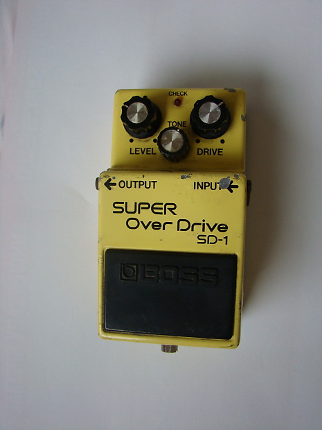 BOSS SILVER SCREW JAPAN SD1 SD-1 OVERDRIVE IST YEAR ISSUE