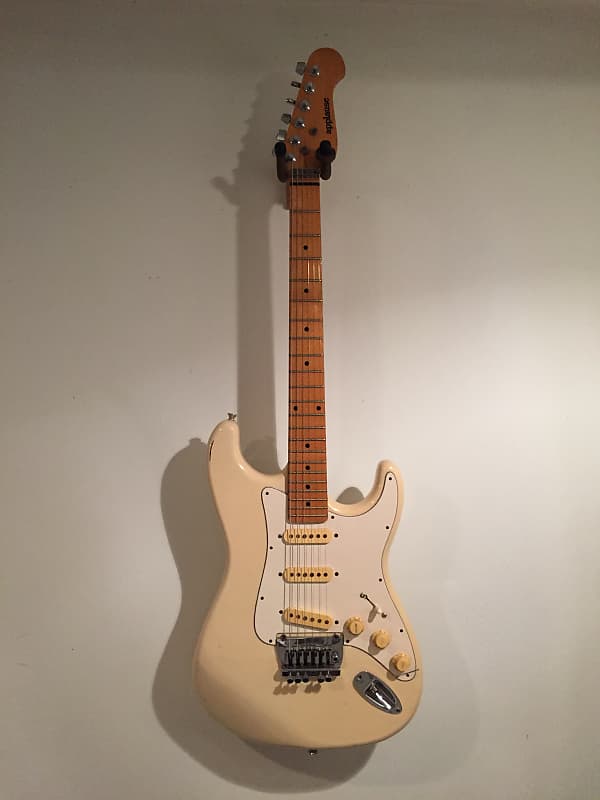 Applause stratocaster deals