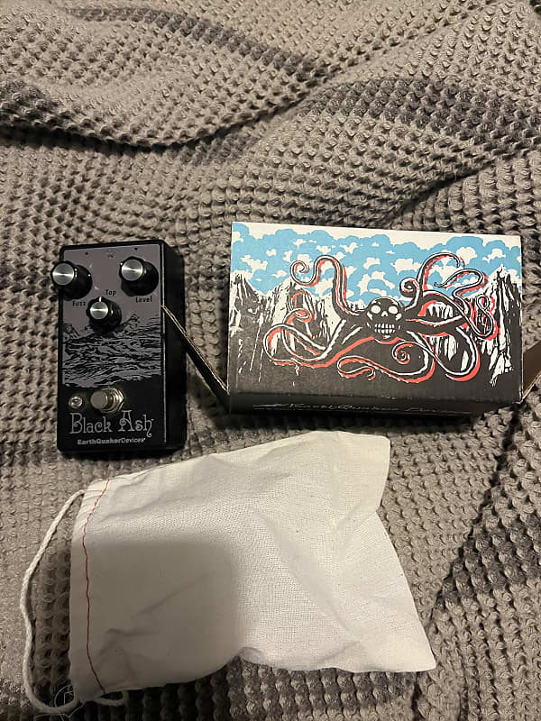 EarthQuaker Devices Black Ash Endangered Fuzz | Reverb Canada