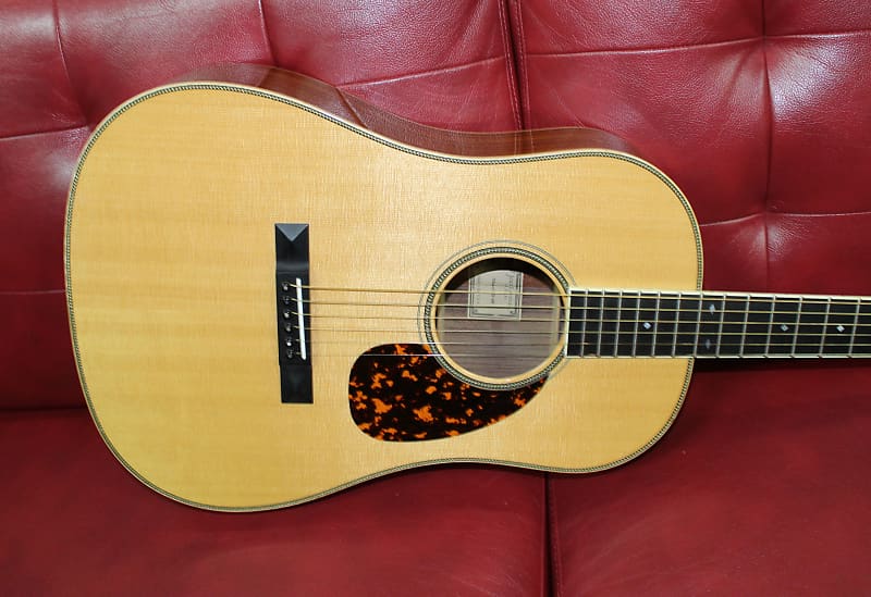 Larrivee SD-60 Traditional Series Acoustic Electric 6 String Guitar - Natural Gloss W/ Case image 1
