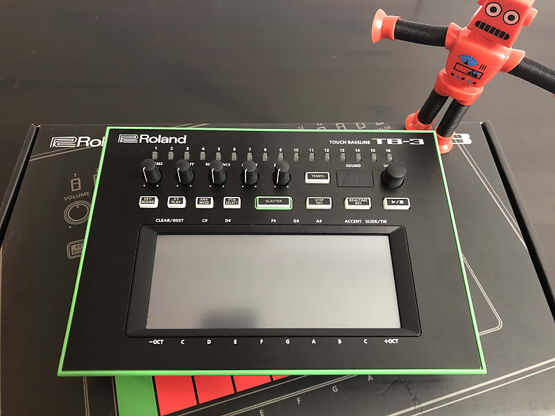 Roland AIRA TB-3 Touch Bassline Synthesizer | Reverb Canada
