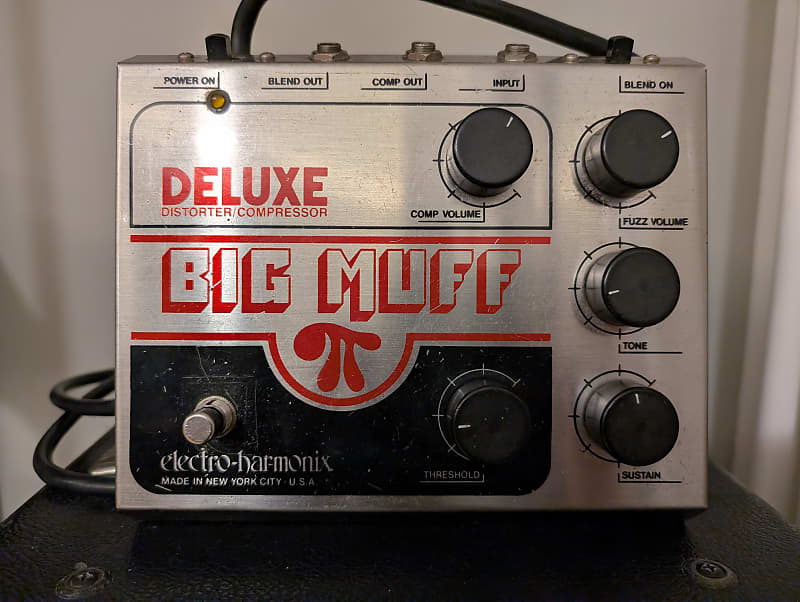 Electro-Harmonix Deluxe Big Muff Pi