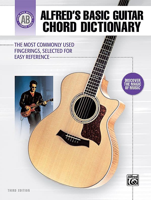 Alfred's Basic Guitar Chord Dictionary: The Most Commonly Used Fingerings, Selected for Easy Reference image 1
