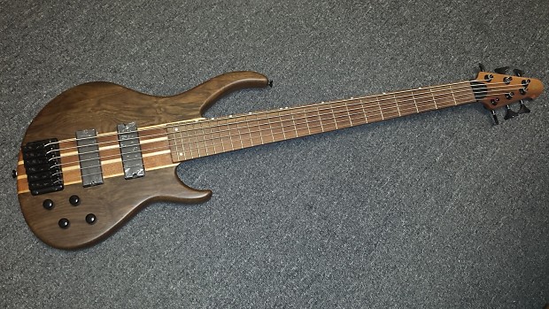 Peavey grind sale bass 6