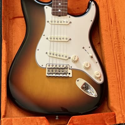 Fender American Vintage '65 Stratocaster Electric Guitar | Reverb