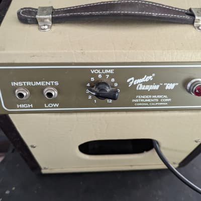 Fender Champion 600 5-Watt 1x6