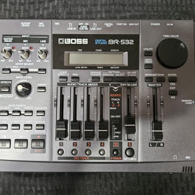 Boss BR-532 Digital Studio Compact 4-Track Recorder