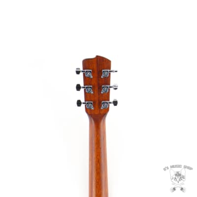 Breedlove Discovery S Concerto Sitka-African Mahogany image 6