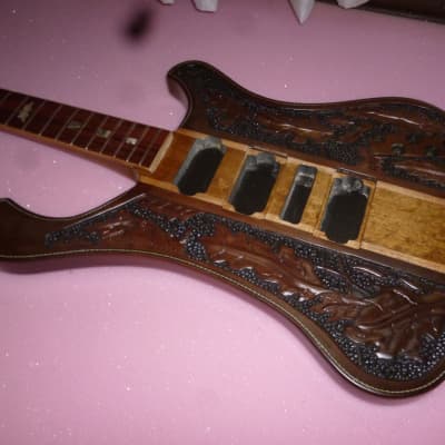100%gouge handcarved Rickenbastard style bass guitar,3 months of work,with full hardware image 2