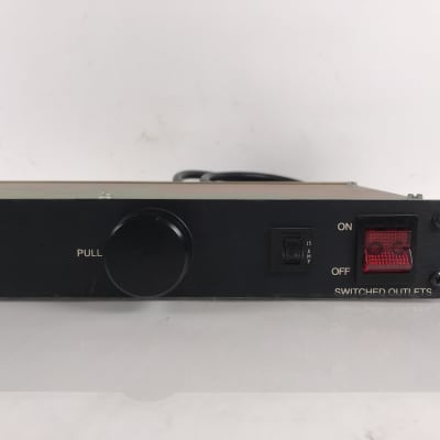 Furman PL-8 Power Conditioner and Light Module image 4