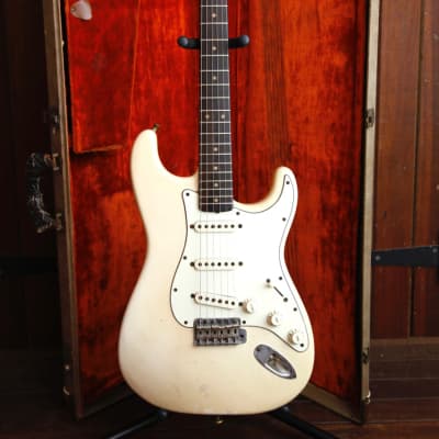Fender Stratocaster L-Series 1963 Vintage Electric Guitar image 2