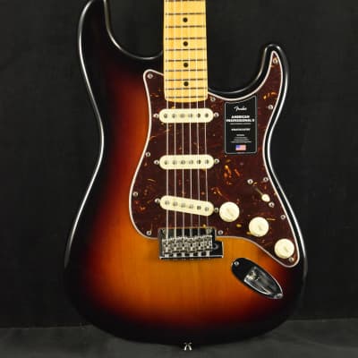 Fender American Professional II ハードケース付き Fender American