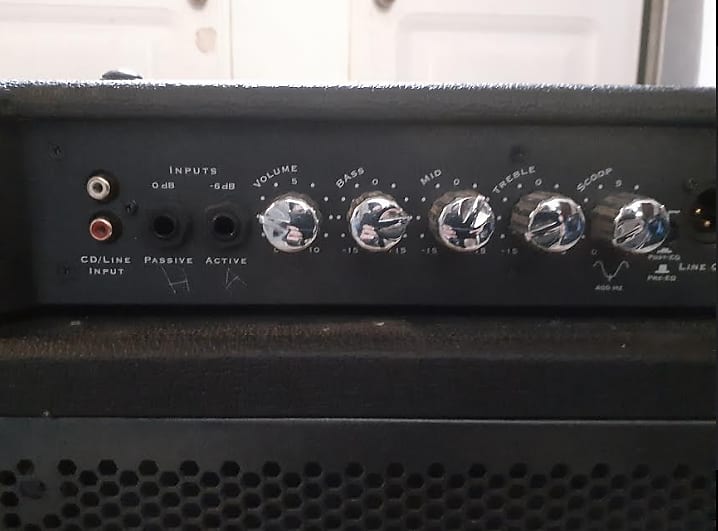 Traynor Dynabass 100 Watt Bass Amp | Reverb