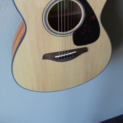 Brand New Yamaha FS800 Steel String Concert Acoustic Guitar with Gig Bag image 4