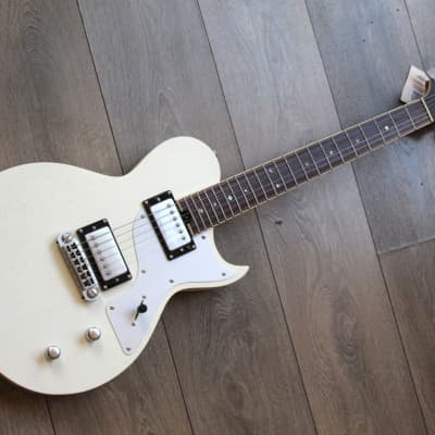 Blitz by Aria Pro II 'Leopard' BLP-450 Honeyburst 2016 | Reverb