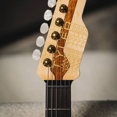 James Tyler Japan Studio Elite Deluxe HSS QMT-Tobacco