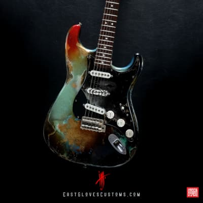 Fender Vintera ‘70s Stratocaster Sulf Green/Gold Leaf Heavy Aged Relic by East Gloves Customs image 12