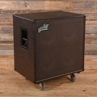 Aguilar DB 410 700-Watt 4x10" Bass Speaker Cabinet