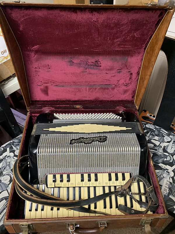 USED Dallape Black Accordion w/ Case - in Good Shape Local | Reverb