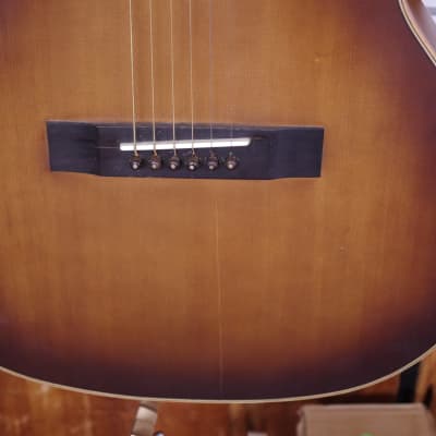 Morgan Monroe MV-EC-01 acoustic electric Guitar w/ Case - used image 7
