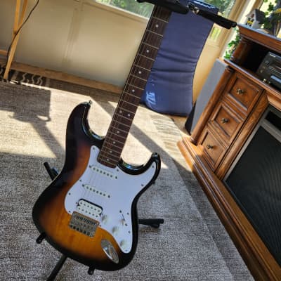 Fender Squier Super Stratocaster Hard Tail 2020s - Tobacco burst image 1
