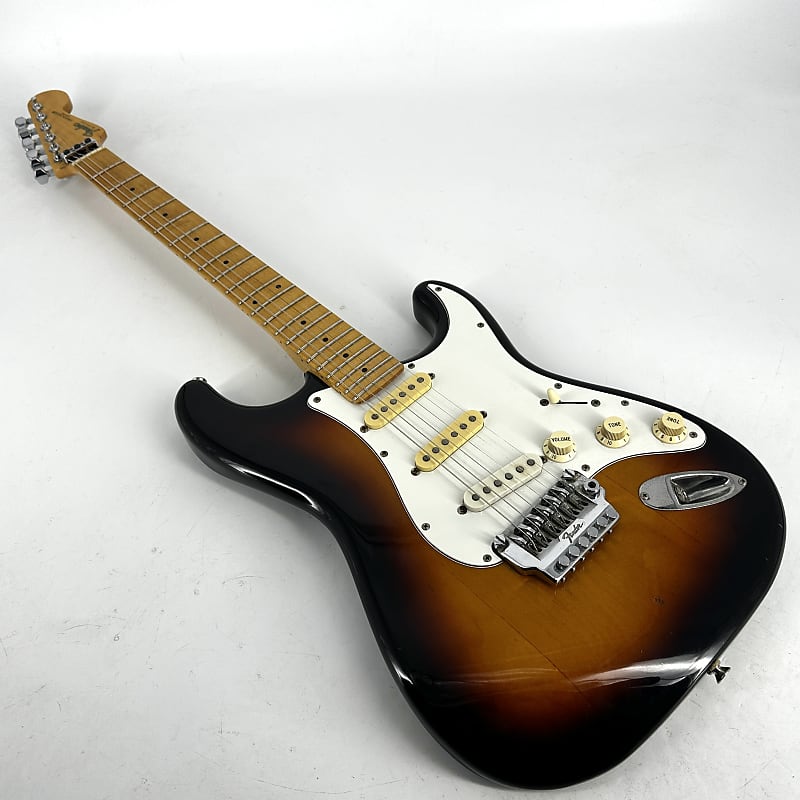 1984-86 Fender Contemporary Japan ST-557 Stratocaster