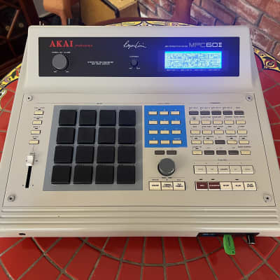 Akai MPC60II Legendary Sampler with GOTEK USB, New LCD and Filter mods