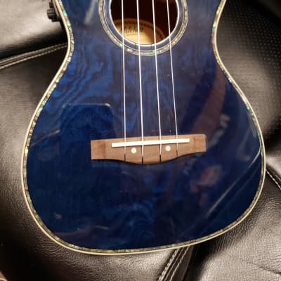 Mitchell MU80xceqabbl Exotic Acoustic Electric Cutaway Ukulele Quilted Ash Burl Blue for sale