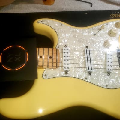 Fender ROADHOUSE Deluxe Stratocaster 2014 - MASSIVE UPGRADES image 11