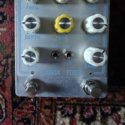 鍵盤楽器 Pladask Elektrisk / Dradd(Silver) Pladask Elektrisk Dradd - Eurorack Module on ModularGrid
