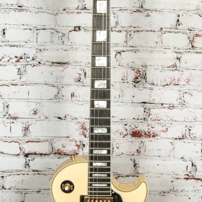 Gibson - Les Paul Custom - Electric Guitar - Light Aged Antique Alpine White - w/ Black Hardshell Case - x2180 image 4