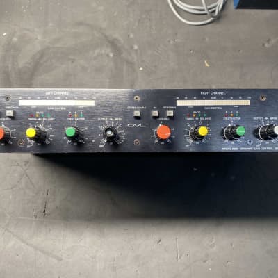 GML 8900 2-Channel Dynamic Gain Control Series III with Power Supply