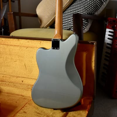 2000 Fender Yamano American Vintage ’62 Jazzmaster Reissue Ice Blue Metallic 1 of 50 w/HSC & Paperwork, AVRI image 10