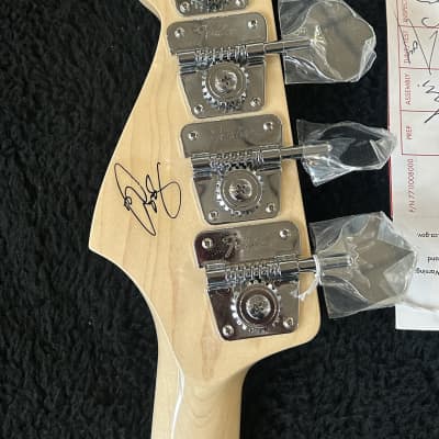 Fender  Geddy Lee Signature Jazz Bass 3TS  - Three Tone Sunburst /9lbs. 5.5oz #MX22225945 image 11