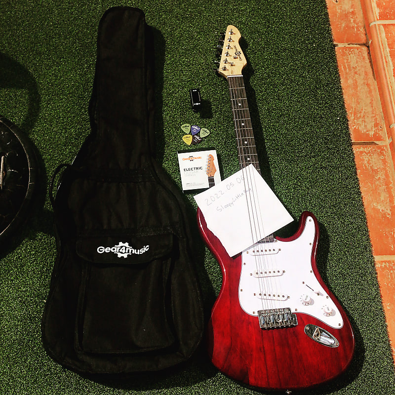 Gear4music deals guitar kit