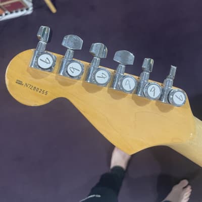 Fender Stratocaster  1997 Sunburst image 5