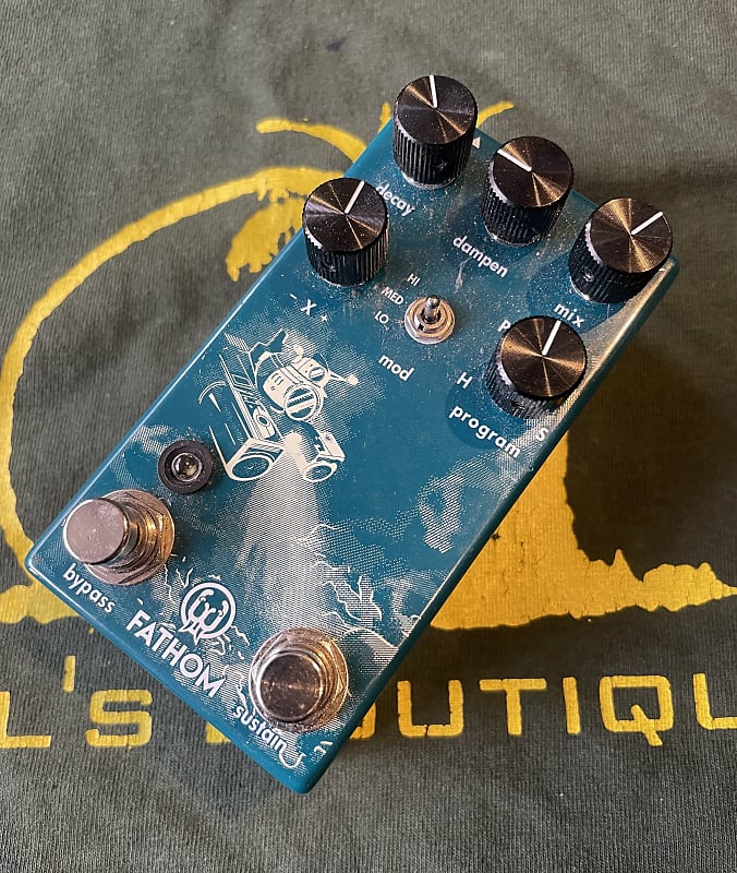 Walrus Audio Fathom Multi-Function Reverb | Reverb Canada